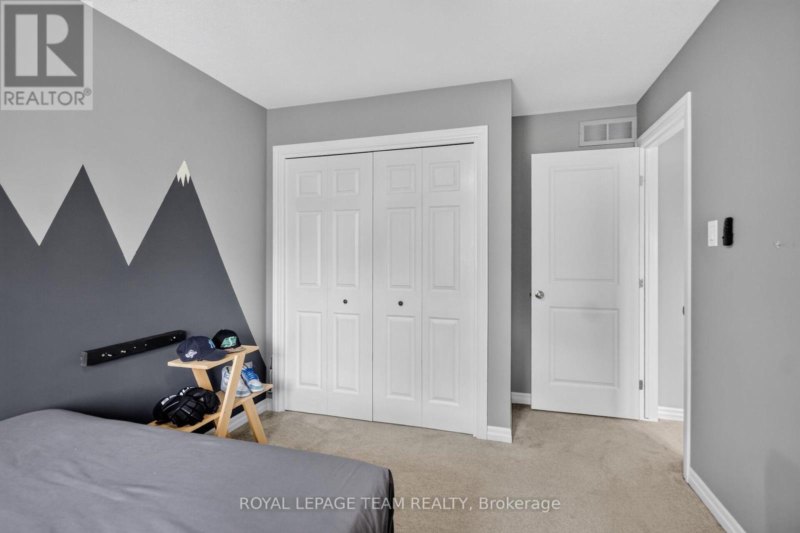 111 HAWKESWOOD DRIVE - Image 27