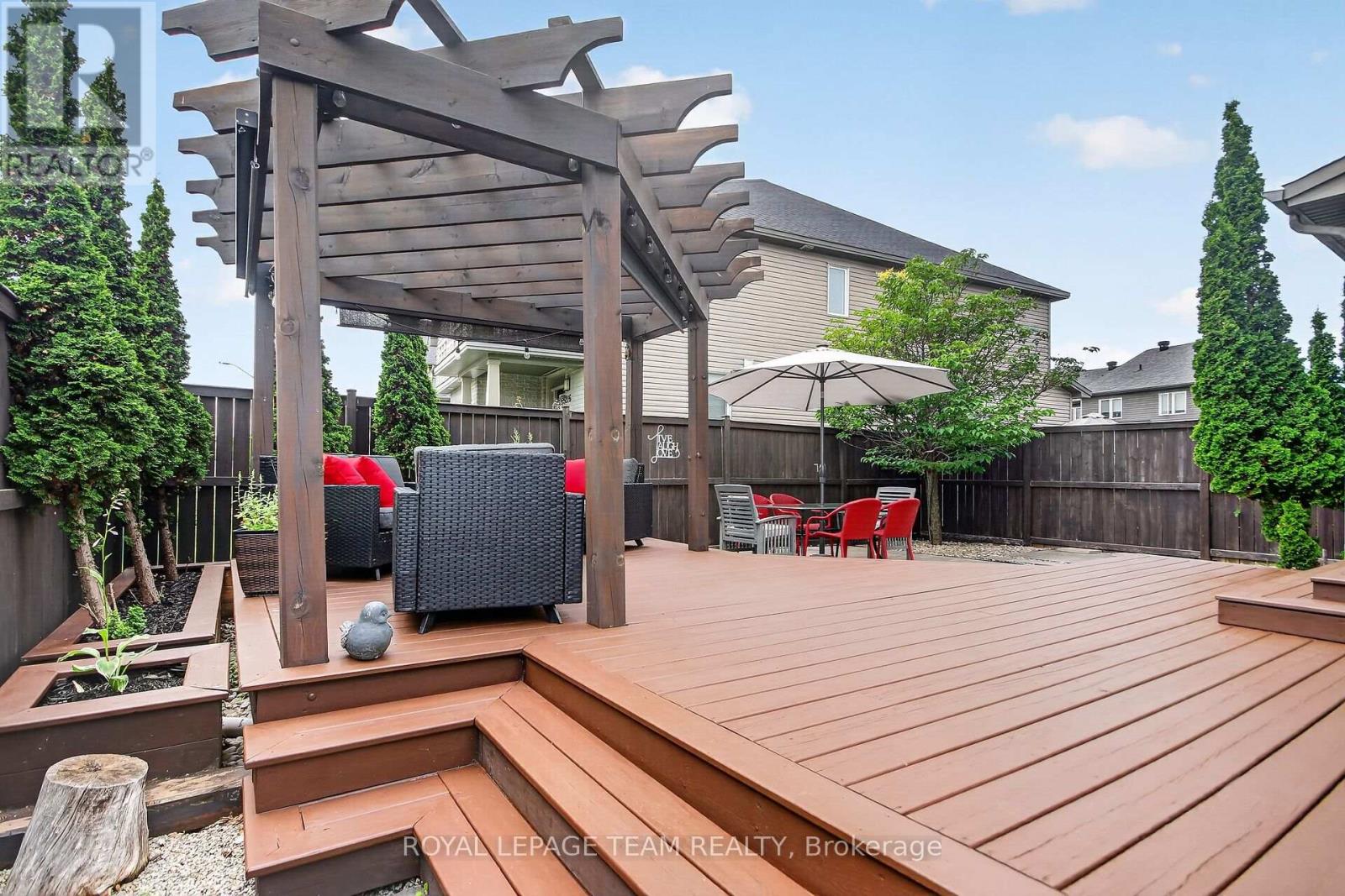 111 HAWKESWOOD DRIVE - Image 38