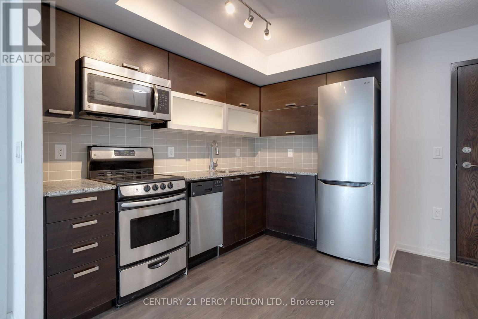 1110W - 36 LISGAR STREET, Toronto (Little Portugal) — photo 4