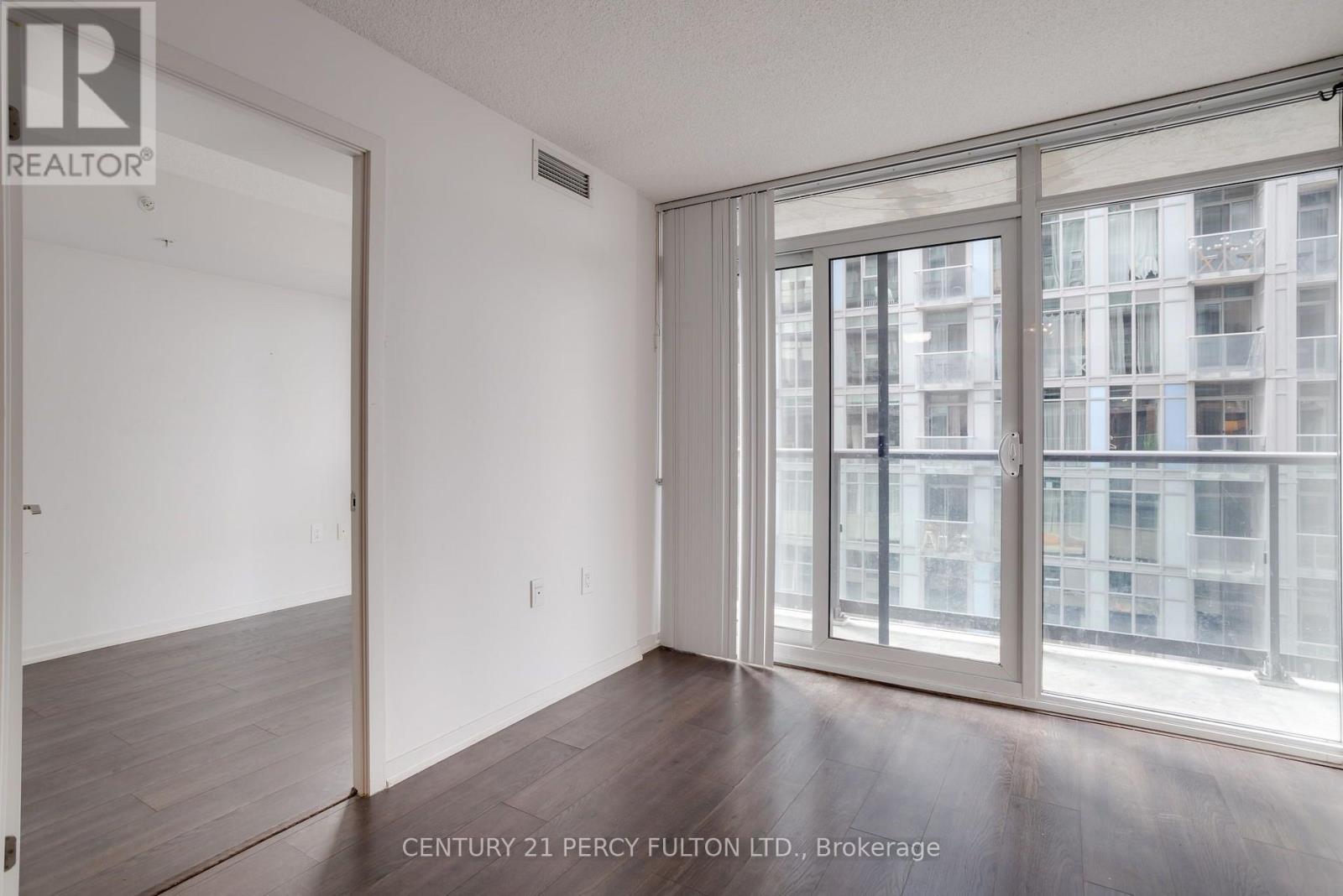 1110W - 36 LISGAR STREET, Toronto (Little Portugal) — photo 8