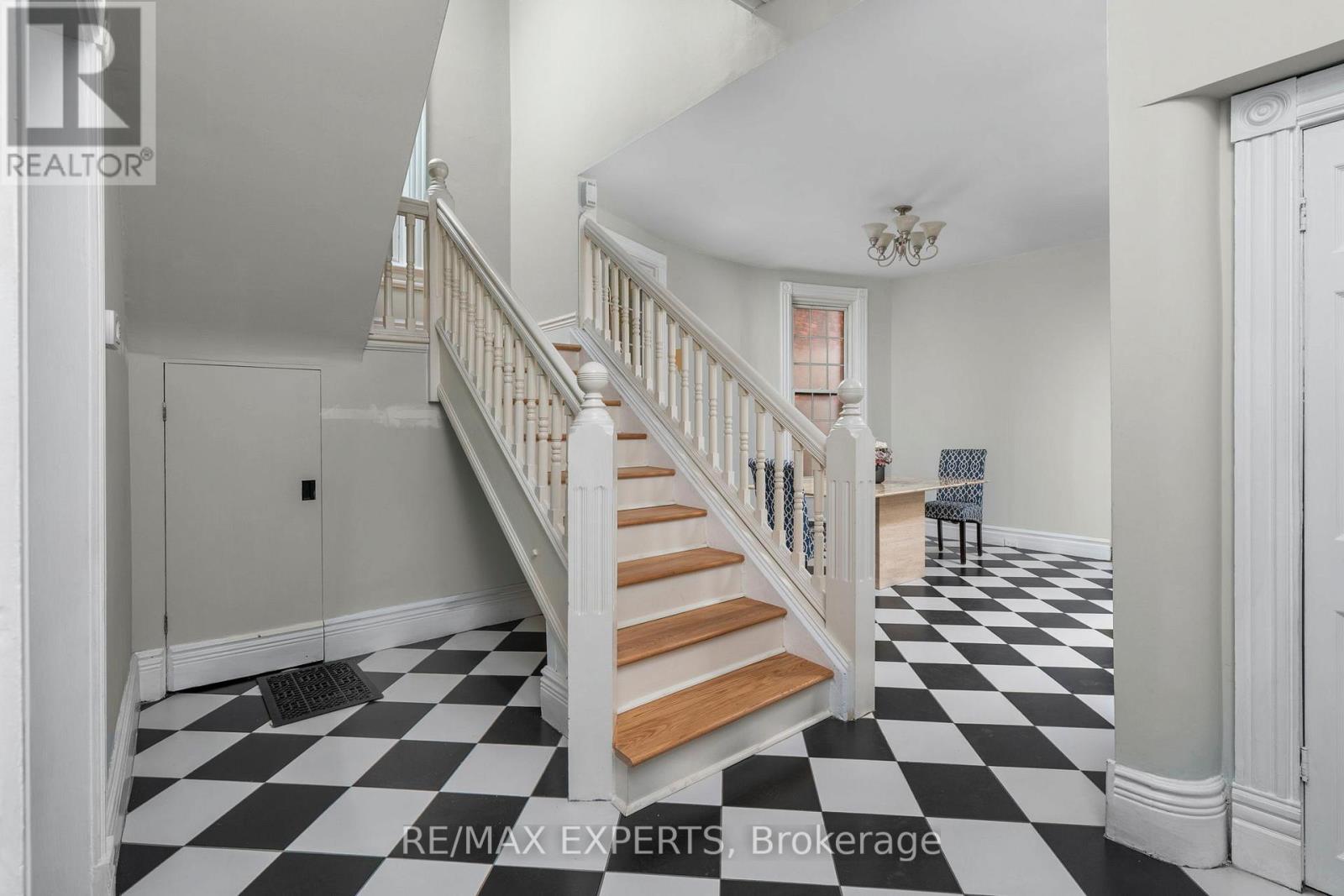 382 BATHURST STREET, Toronto (Trinity-Bellwoods) — photo 7