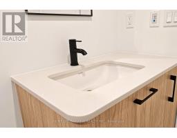 1706 - 109 Erskine Avenue, Toronto, ON M4P0G6 Photo 24