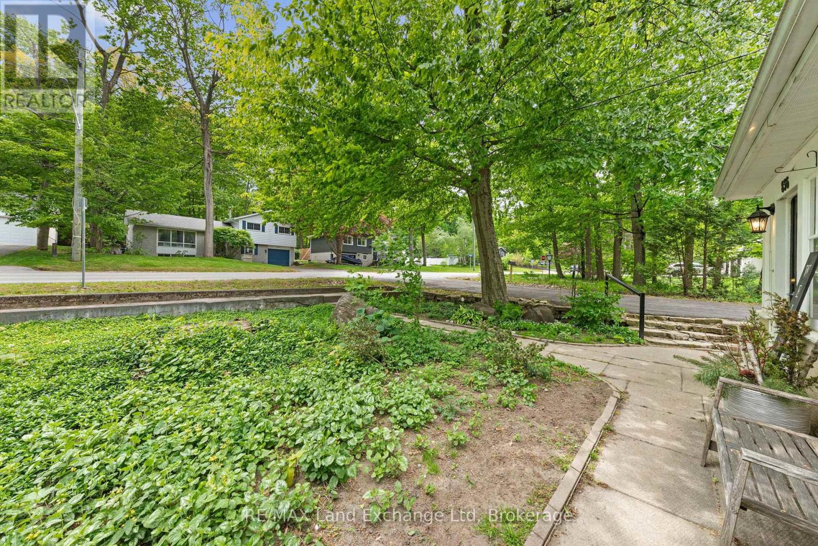 836 VICTORIA STREET, Midland — photo 3
