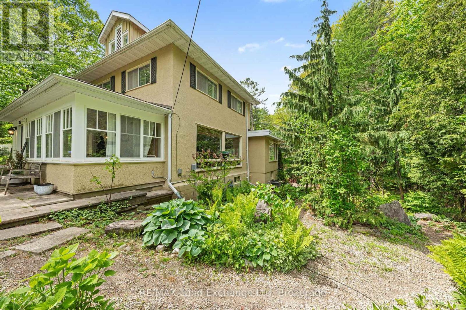 836 VICTORIA STREET, Midland — photo 4