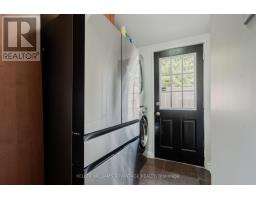 5 Hemlock Avenue, Toronto, ON M4L3E9 Photo 13