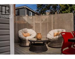 5 Hemlock Avenue, Toronto, ON M4L3E9 Photo 33