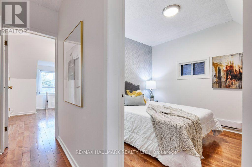 95 BROWNING AVENUE - 25