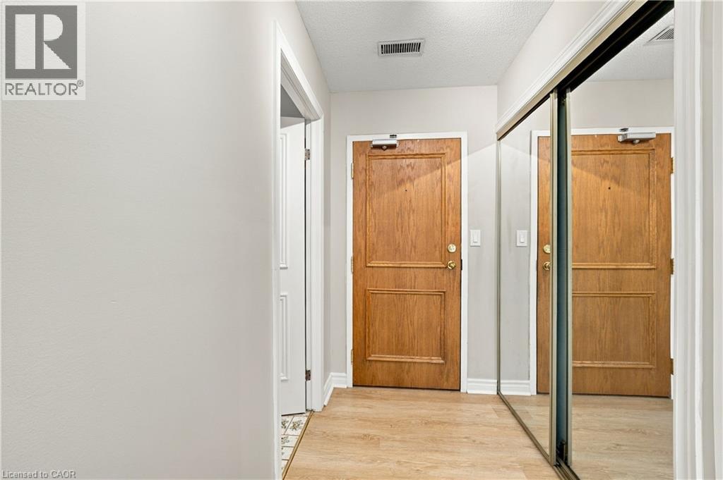 469 WILSON Street E Unit# 205, Hamilton — photo 3
