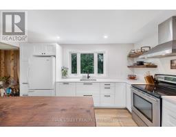 1905 George Johnston Road, Springwater, ON L9X1C4 Photo 14