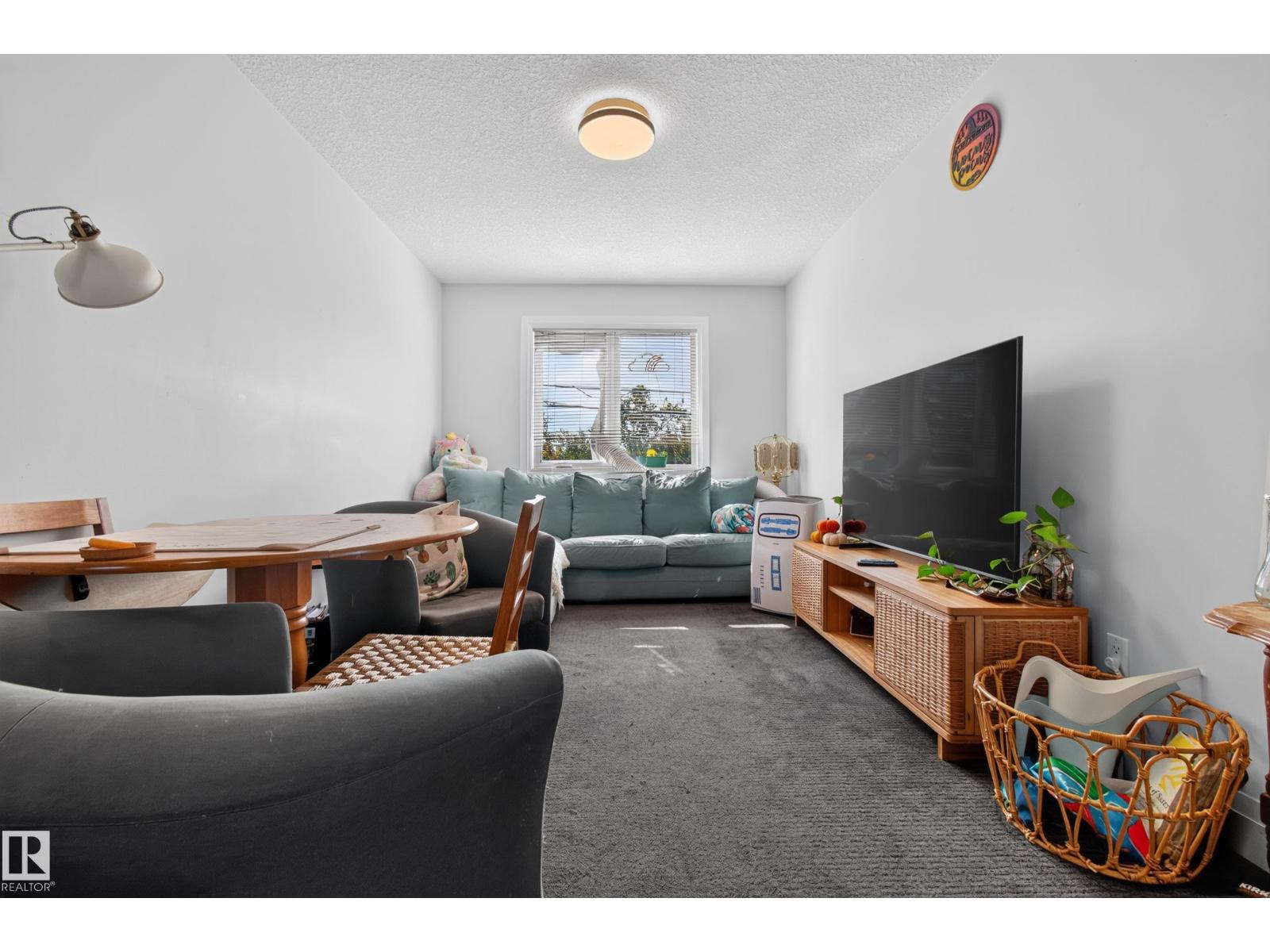 11167 62 AV NW - 59