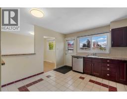 8432 Elbow Drive SW - photo 9