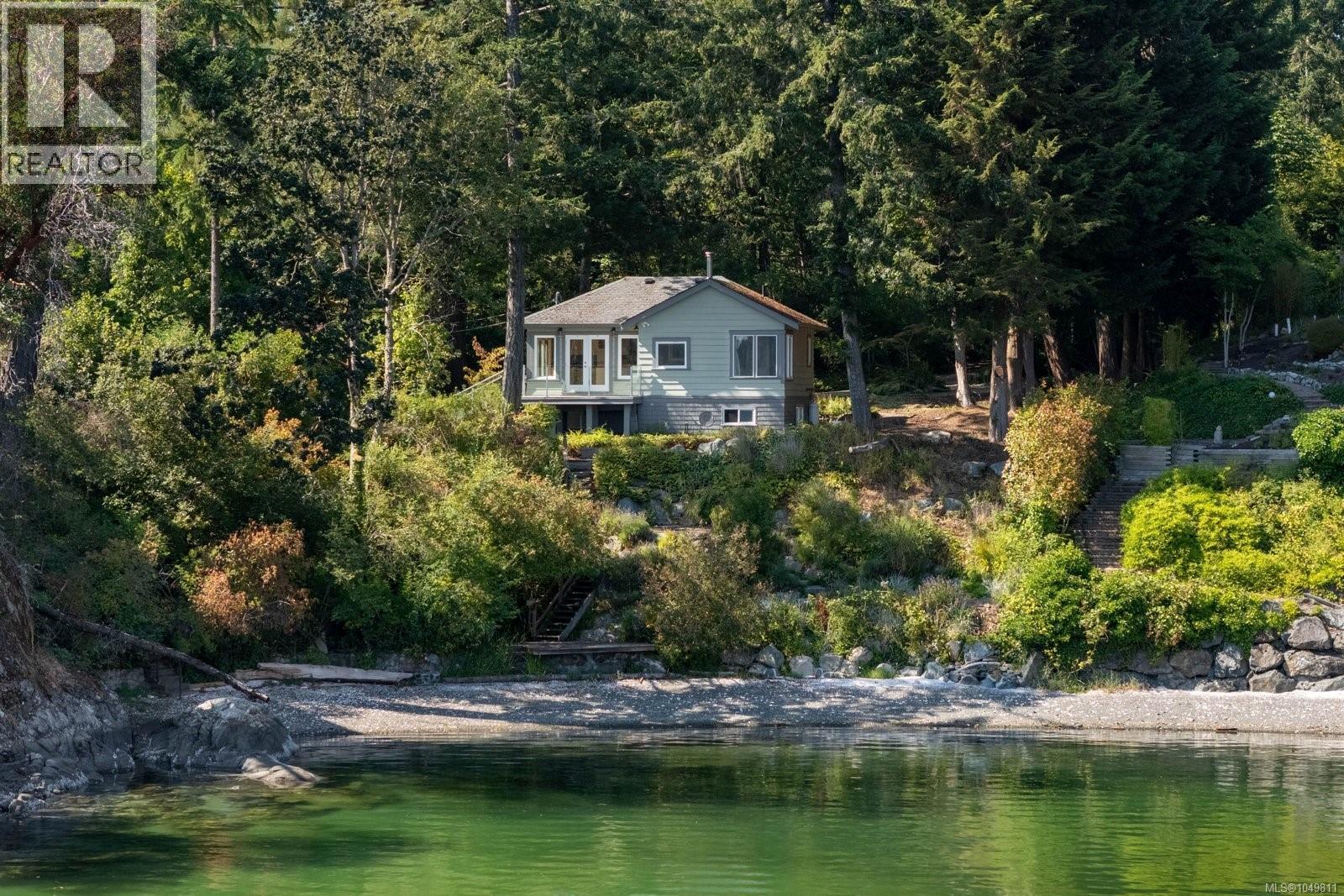 Property for sale at 389 Moses Point Rd