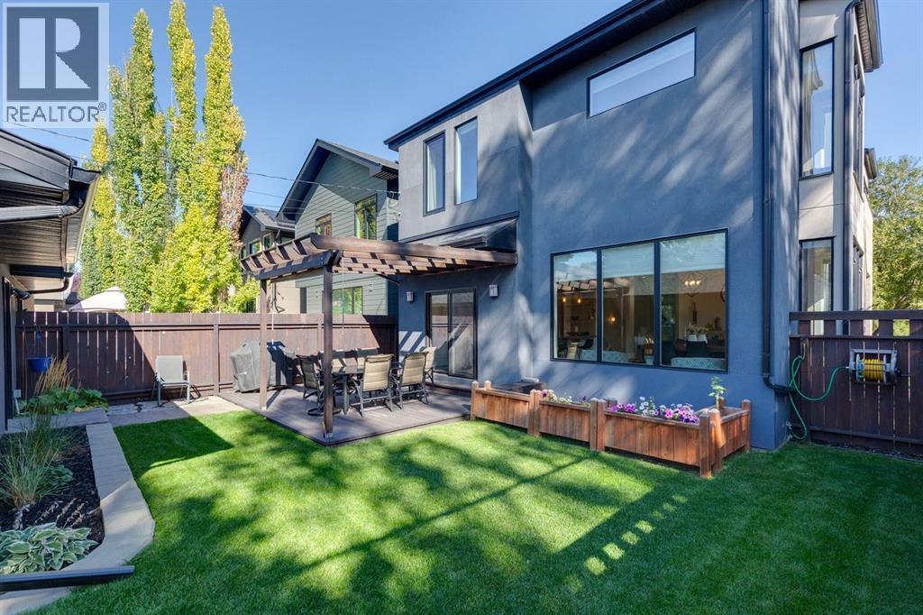 4929 21 Street SW - photo 5