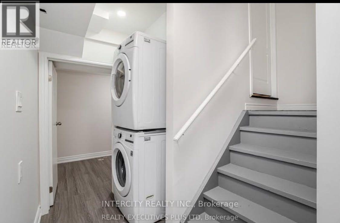 36 MINNA TRAIL, Brampton (Northwest Brampton) — photo 4