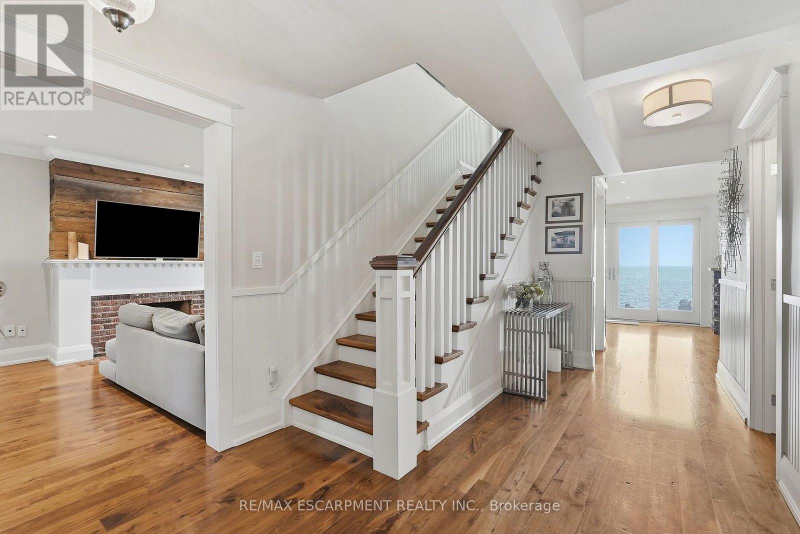 54 CUMBERLAND DRIVE - 25