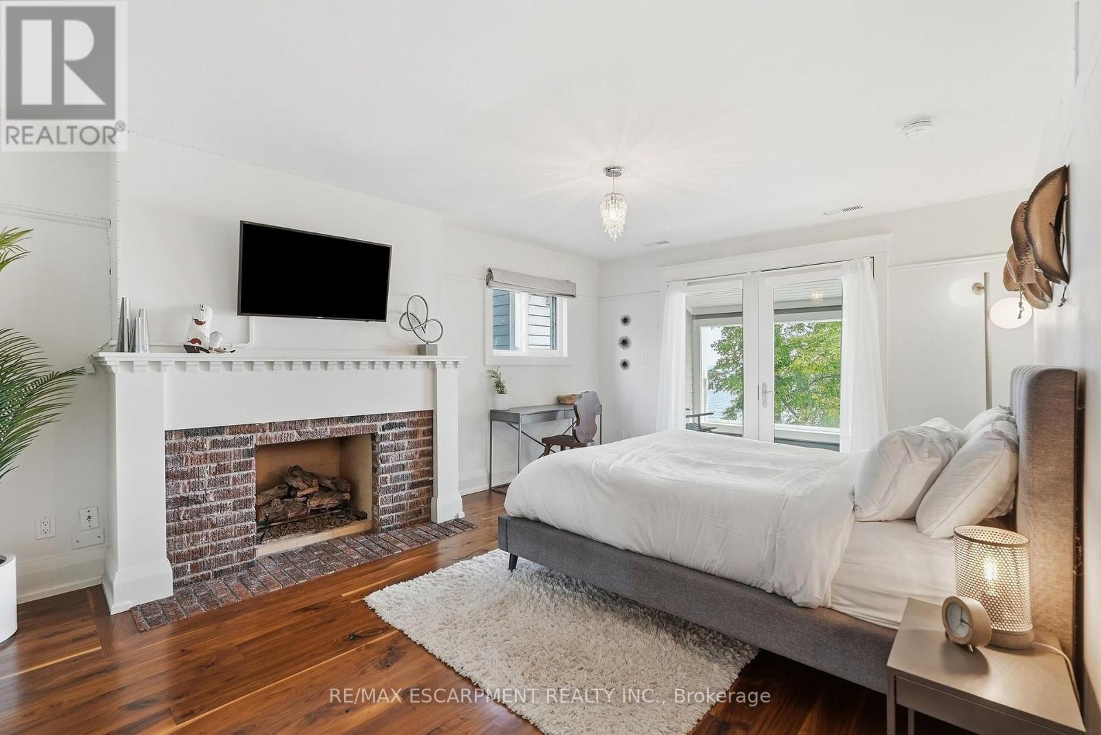 54 CUMBERLAND DRIVE - 34
