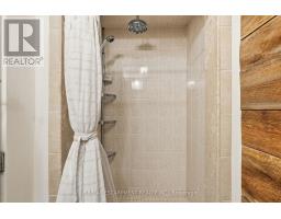 54 Cumberland Drive, Mississauga, ON L5G3M8 Photo 24
