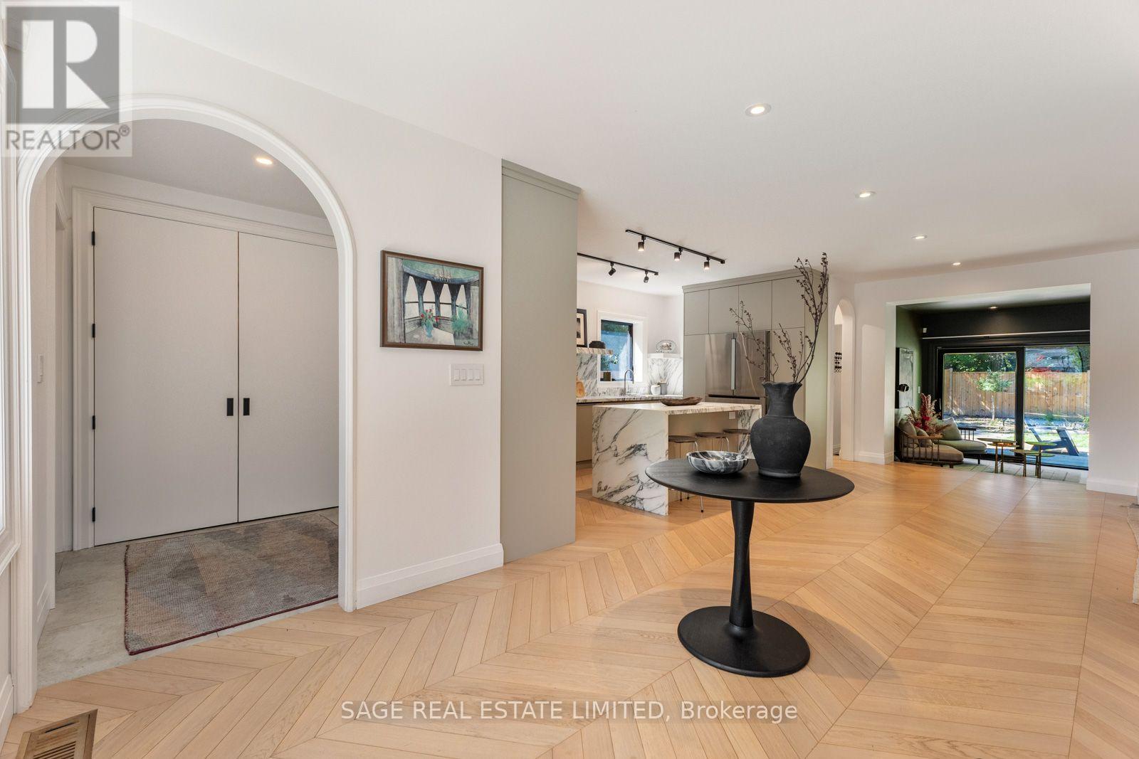 6 WESTROSE AVENUE, Toronto (Kingsway South) — photo 5