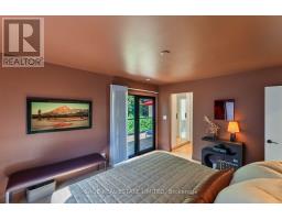 6 Westrose Avenue, Toronto, ON M8X2A1 Photo 26