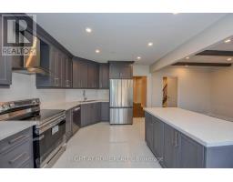 903 Blyleven Boulevard, Mississauga, ON L5V2J3 Photo 10