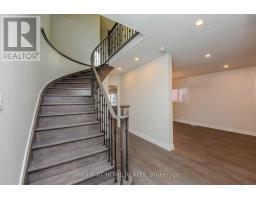 903 Blyleven Boulevard, Mississauga, ON L5V2J3 Photo 14