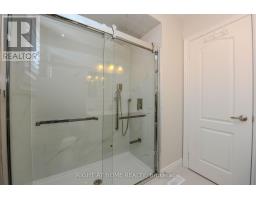 903 Blyleven Boulevard, Mississauga, ON L5V2J3 Photo 24