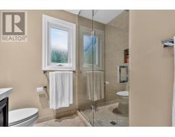 Bedroom 5 - 2233 Oneida Crescent, Mississauga, ON L5C1V7 Photo 15