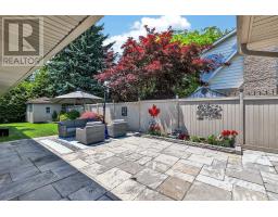 2233 Oneida Crescent, Mississauga, ON L5C1V7 Photo 28