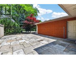 2233 Oneida Crescent, Mississauga, ON L5C1V7 Photo 30