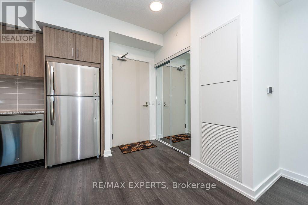2222 - 4010 EGLINTON AVENUE W, Toronto (Humber Heights) — photo 4