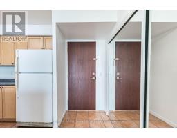 1102 - 2585 Erin Centre Boulevard, Mississauga, ON L5M6Z7 Photo 7