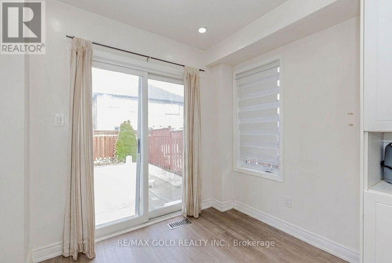 35 RIDGEFIELD COURT, Brampton (Vales of Castlemore) — photo 10