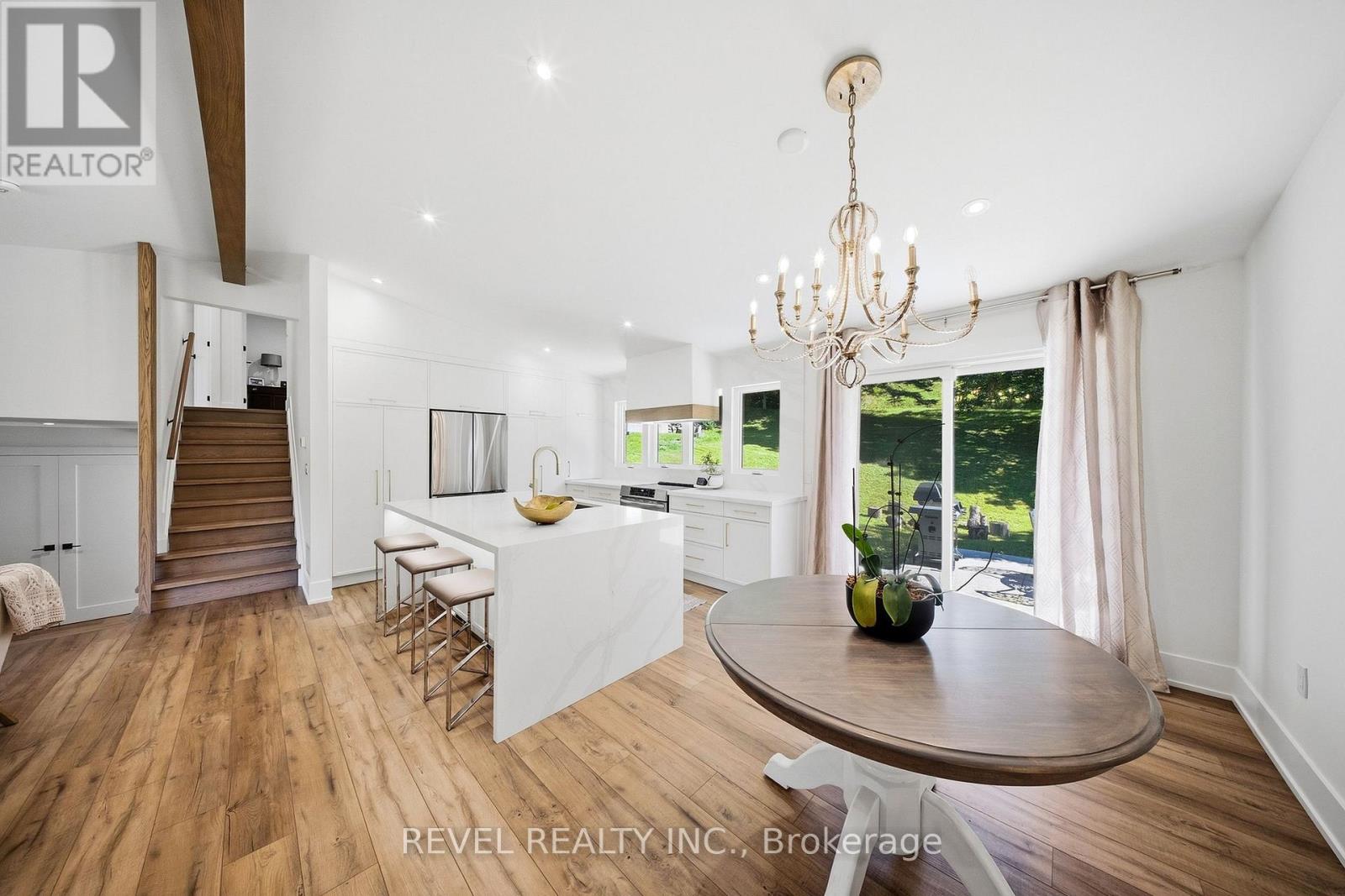 222 ALBERT STREET, Caledon (Bolton East) — photo 5