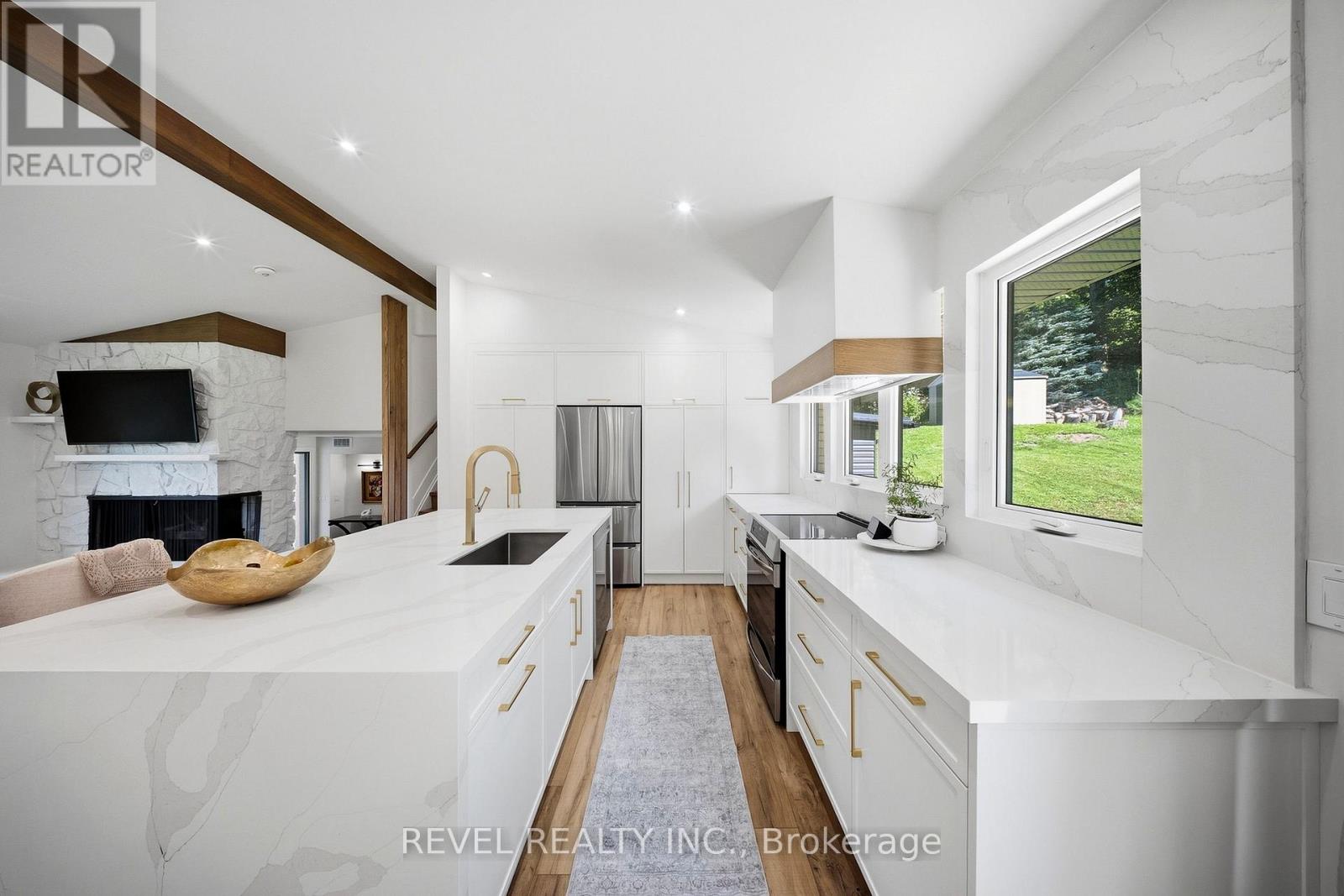 222 ALBERT STREET, Caledon (Bolton East) — photo 7