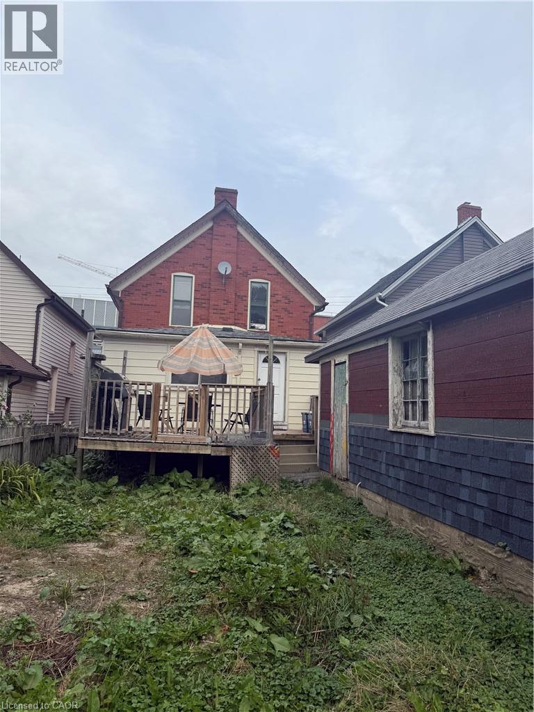 429 PARK Street — photo 3