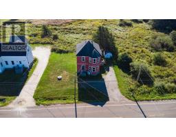 2008 Highway 1, Church Point, NS B0W1M0 Photo 40