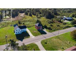2008 Highway 1, Church Point, NS B0W1M0 Photo 43