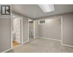 5330 42a Avenue, Red Deer, AB T4N3A6 Photo 14