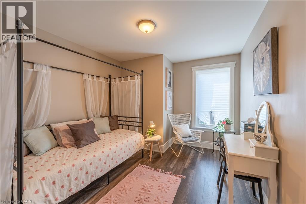 691 Wilson Street — photo 23