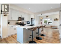 49 River Heights Drive, Cochrane, AB T4C0Y1 Photo 10