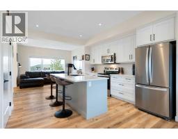 49 River Heights Drive, Cochrane, AB T4C0Y1 Photo 11