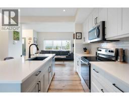 Bedroom - 49 River Heights Drive, Cochrane, AB T4C0Y1 Photo 8
