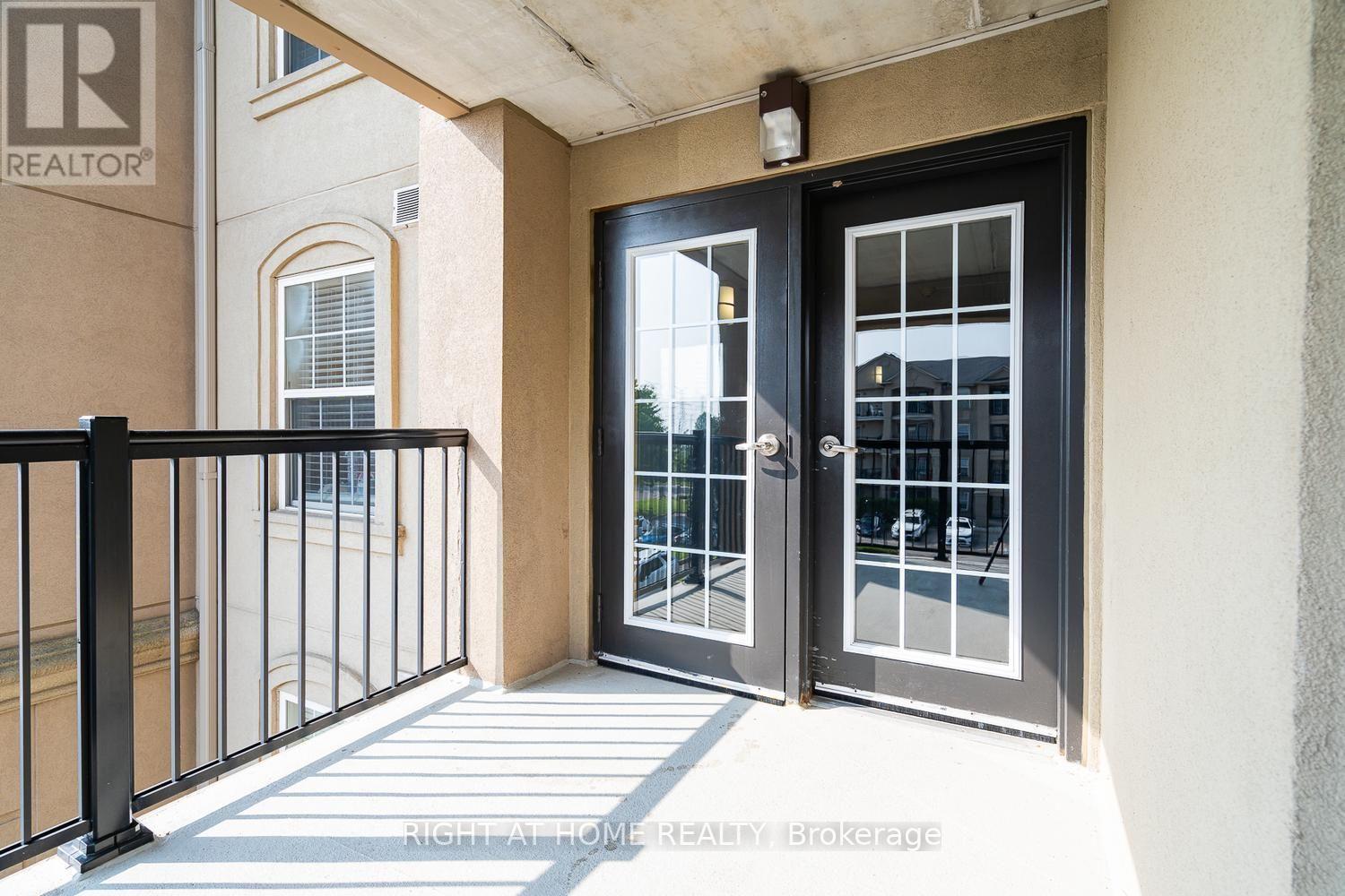#302 1471 MAPLE AVENUE - 2
