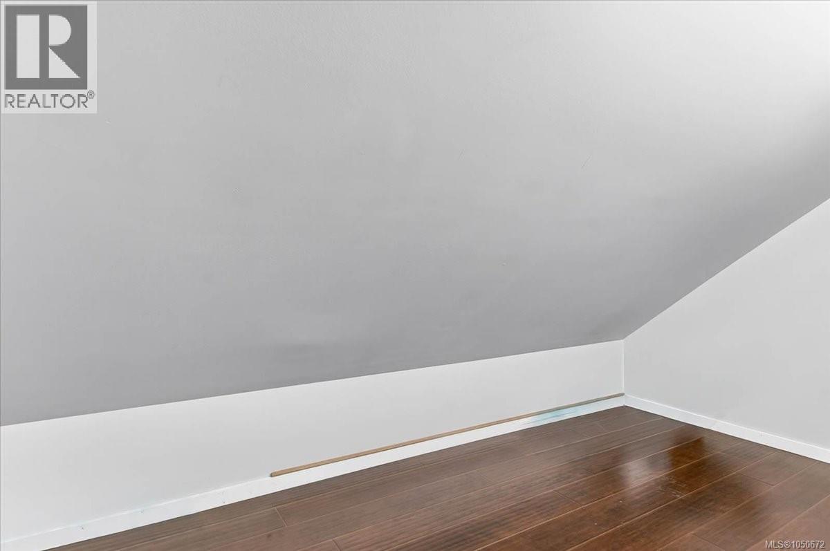 2893 11th Ave - 38