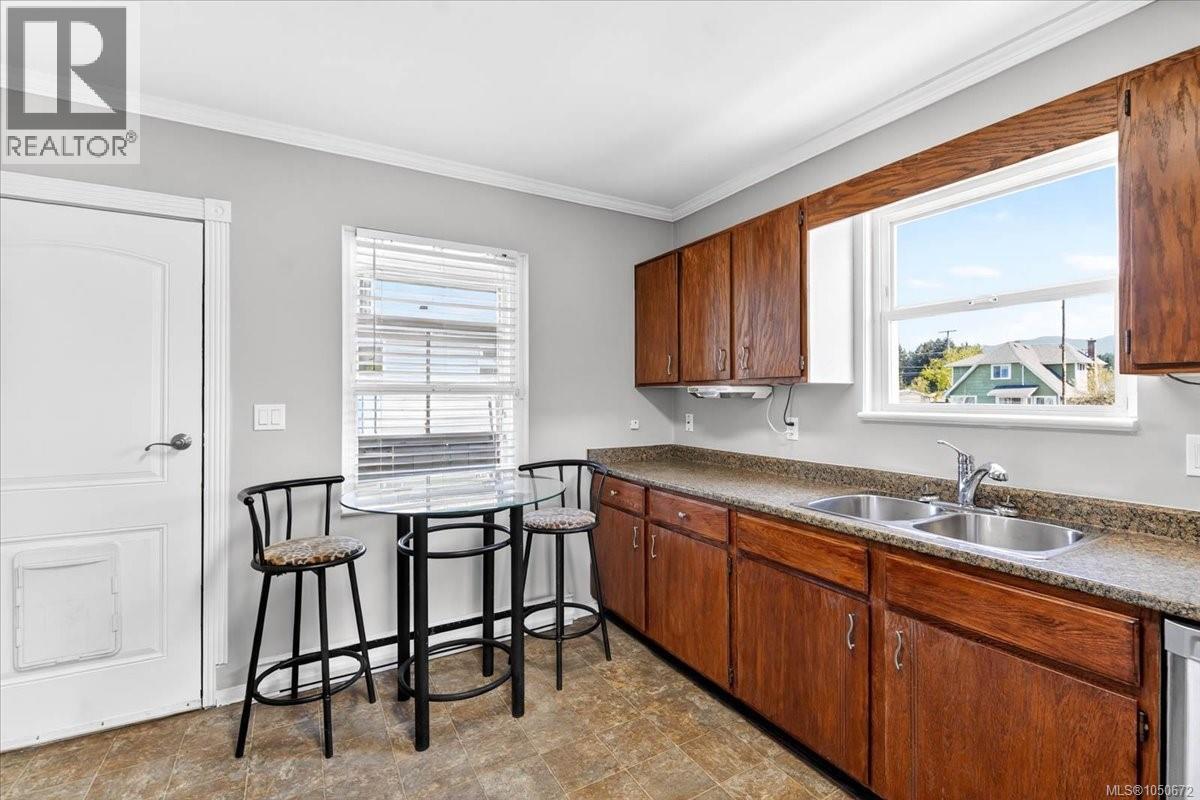 2893 11th Ave - 12