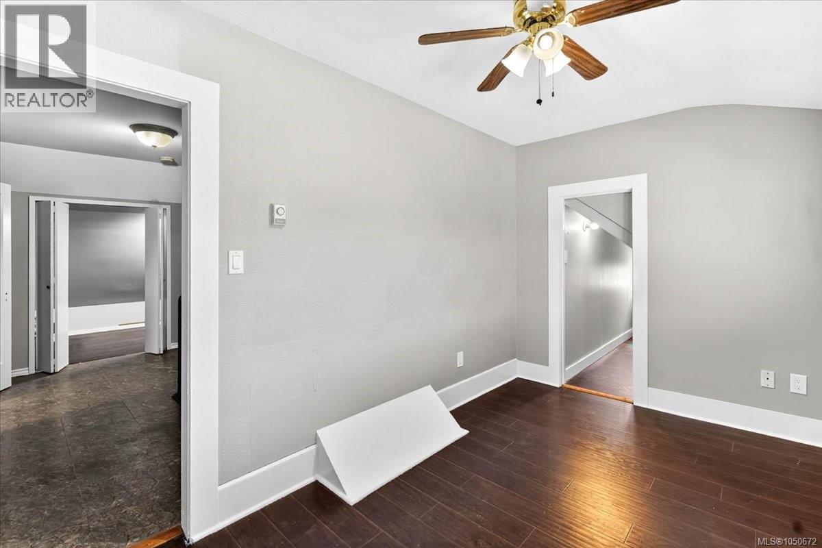 2893 11th Ave - 32