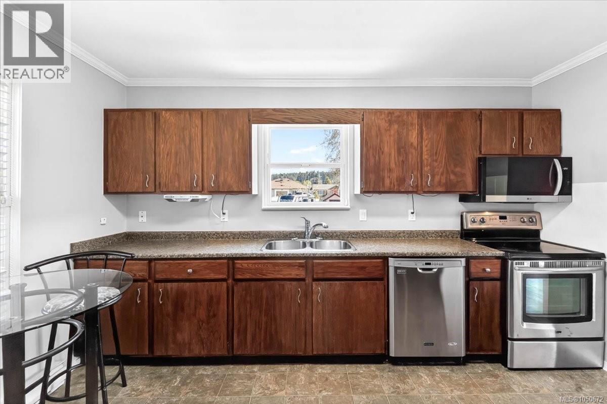2893 11th Ave - 13