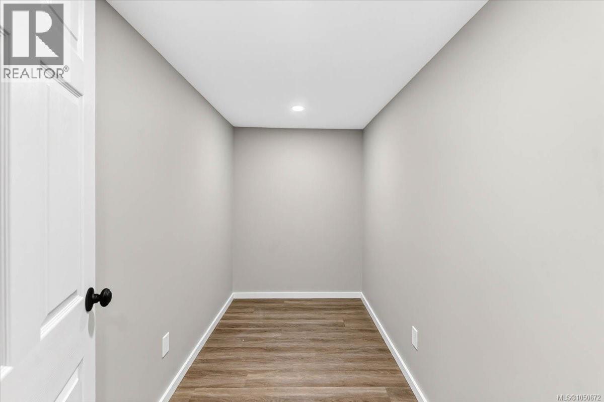 2893 11th Ave - 27