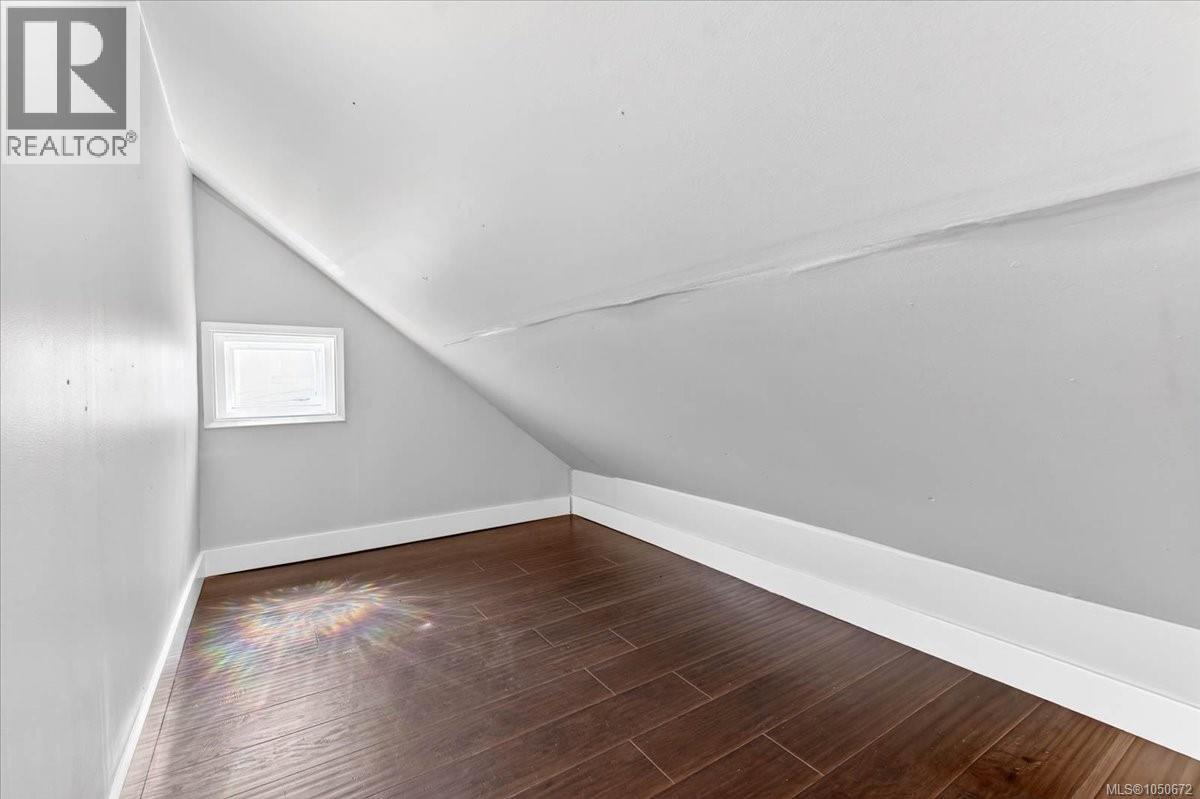 2893 11th Ave - 33