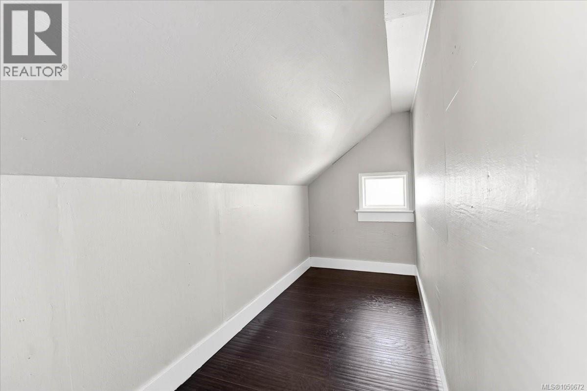2893 11th Ave - 34